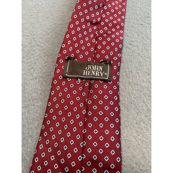 John Henry Mens Red Silk Tie Geometric Diamond Pattern Silk Necktie - Picture 3 of 5